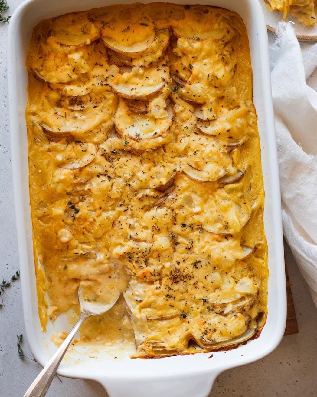 Comforting Cheesy Scalloped Potatoes