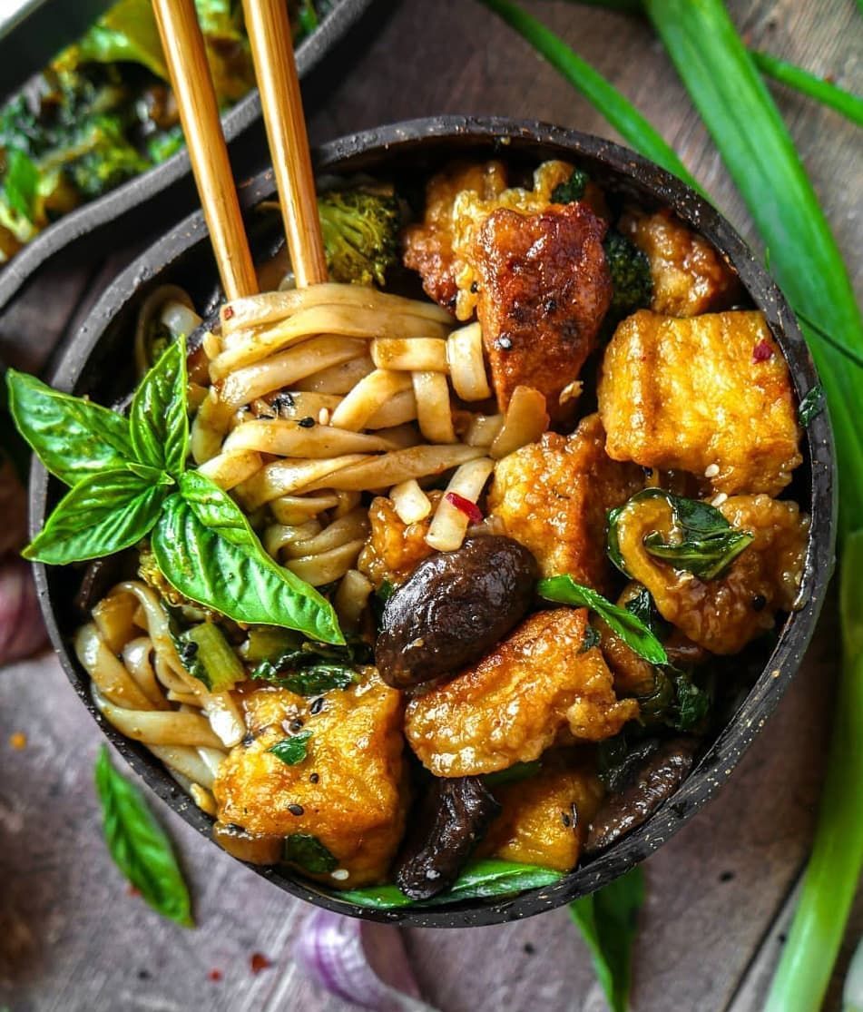 Vegan Sweet and Sour Noodle Stir-Fry with Tofu