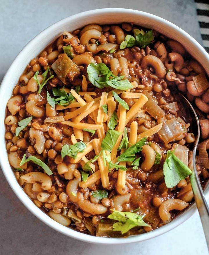 Quick Vegan Chili Mac