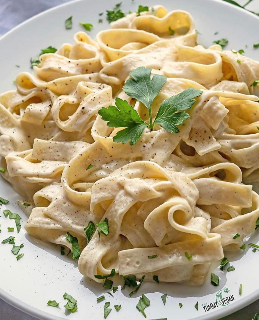 Creamy Vegan Fettuccine Alfredo