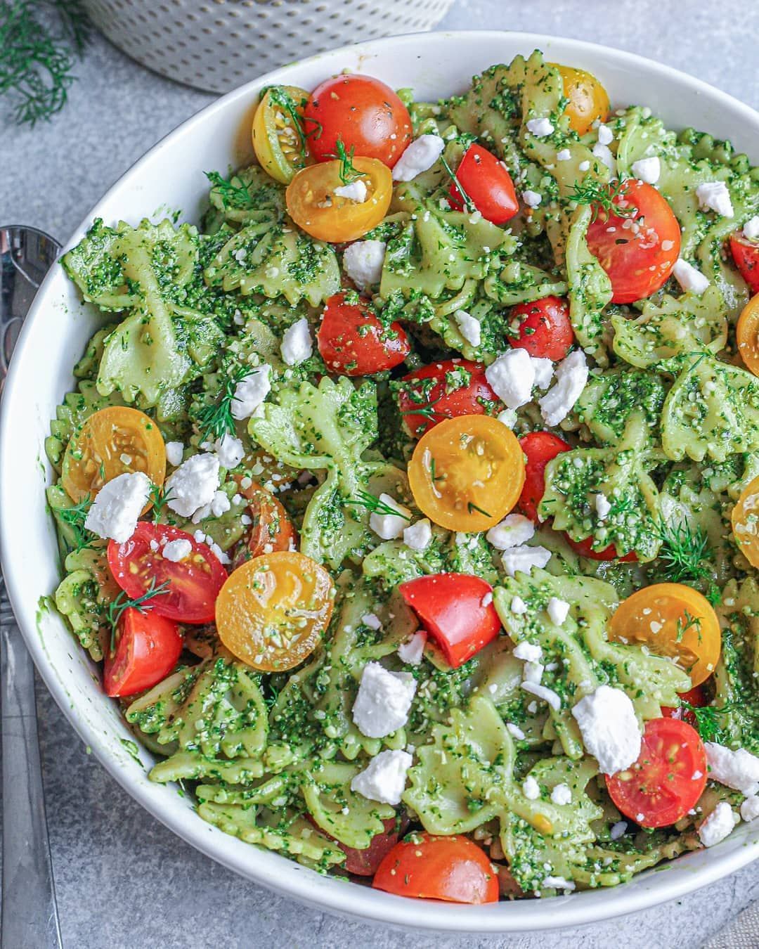 Vegan Pesto Pasta Salad with Tomatoes