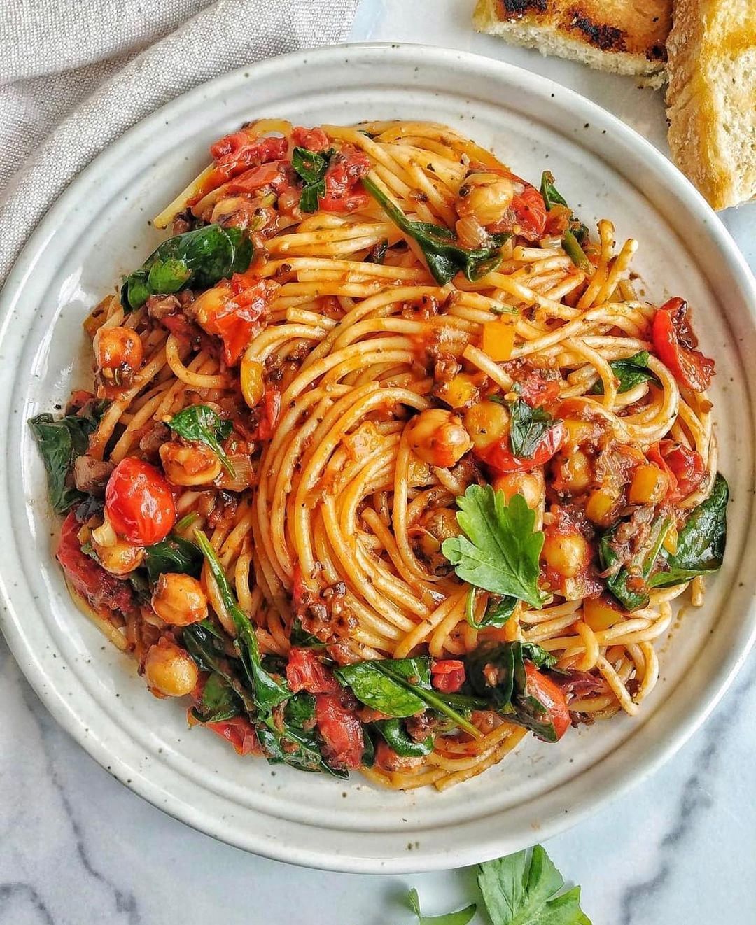 Roasted Tomato Spaghetti with Spinach and Chickpeas
