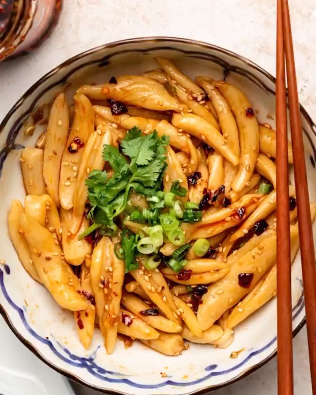 Spicy Garlic Chili Oil Noodles