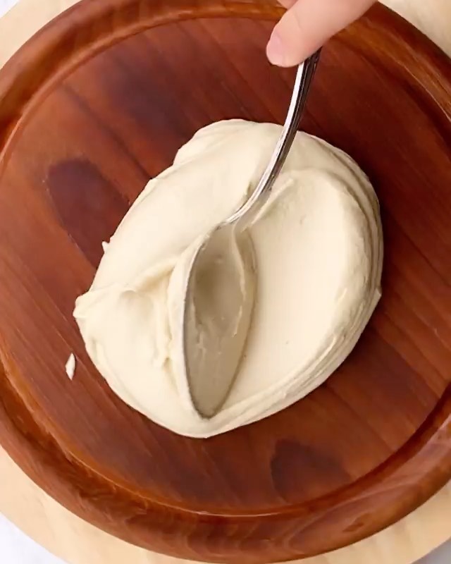 Very Smooth Homemade Hummus