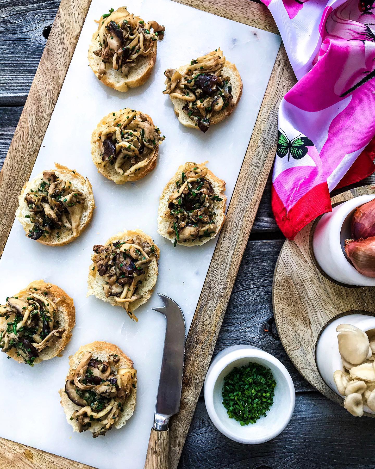 Wild Mushroom Crostini with Shallots and Wine