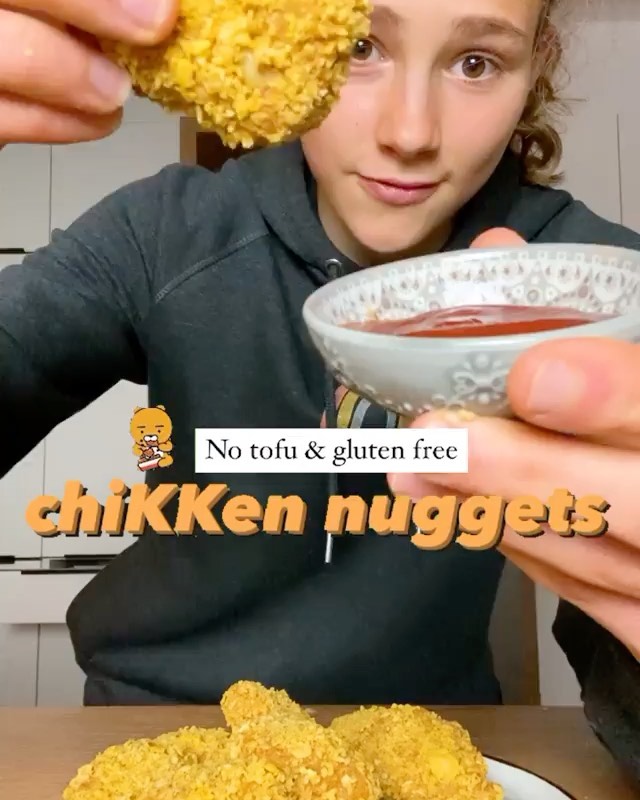 Crispy Vegan Chickpea Nuggets