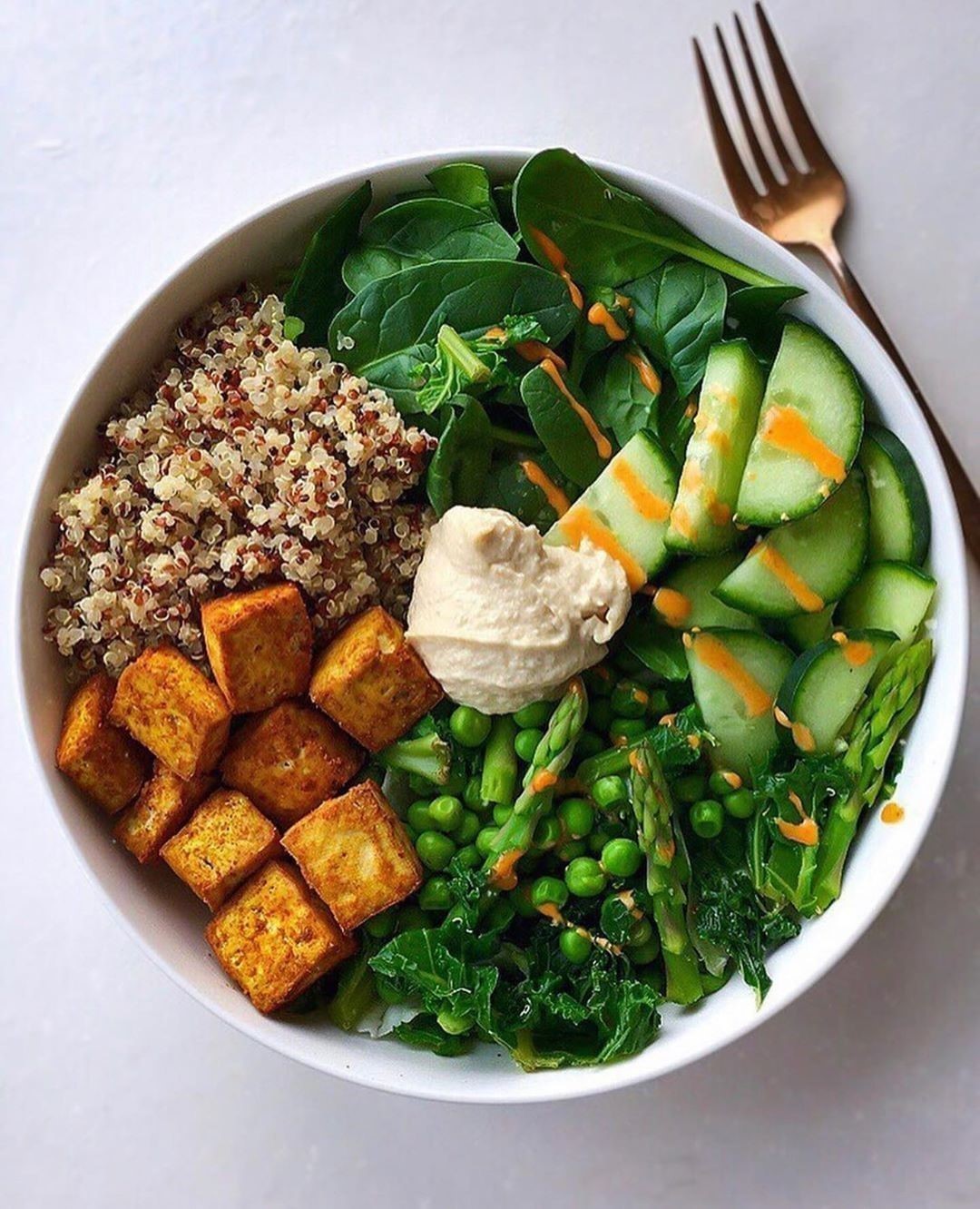 Green Vegan Bowl with Tofu and Veggies