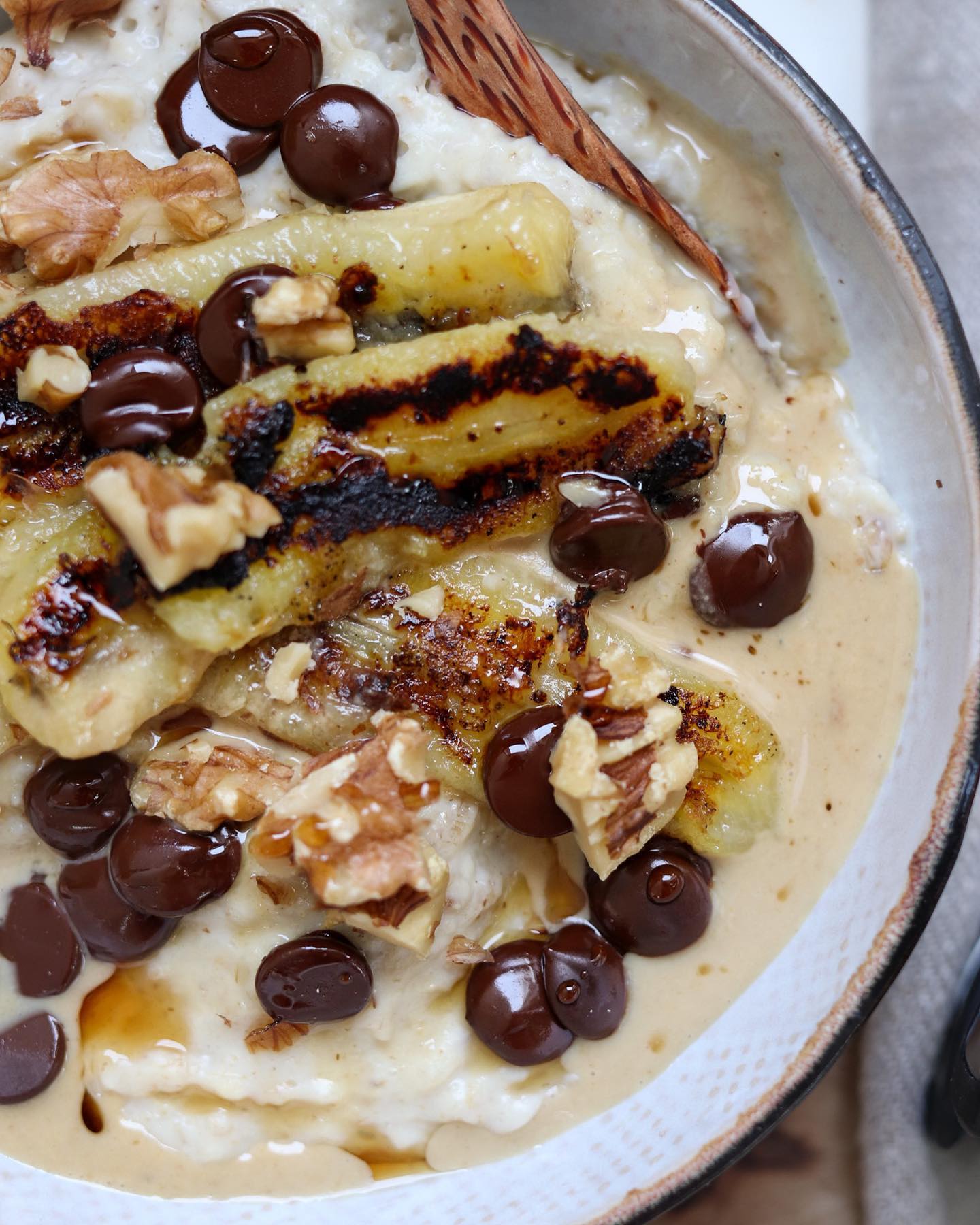 Creamy Tahini Oat Porridge