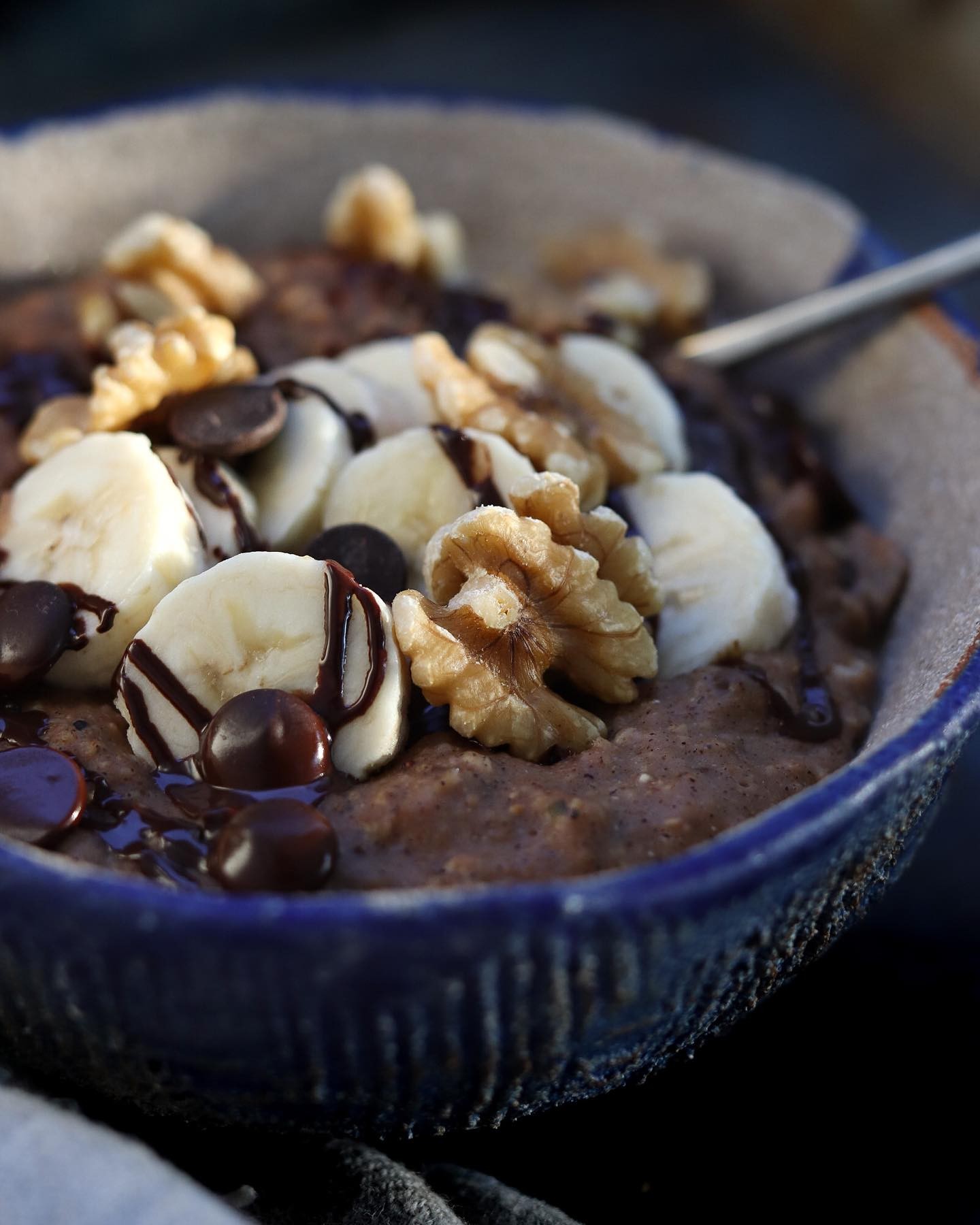 Chocolate Protein Porridge with Dates