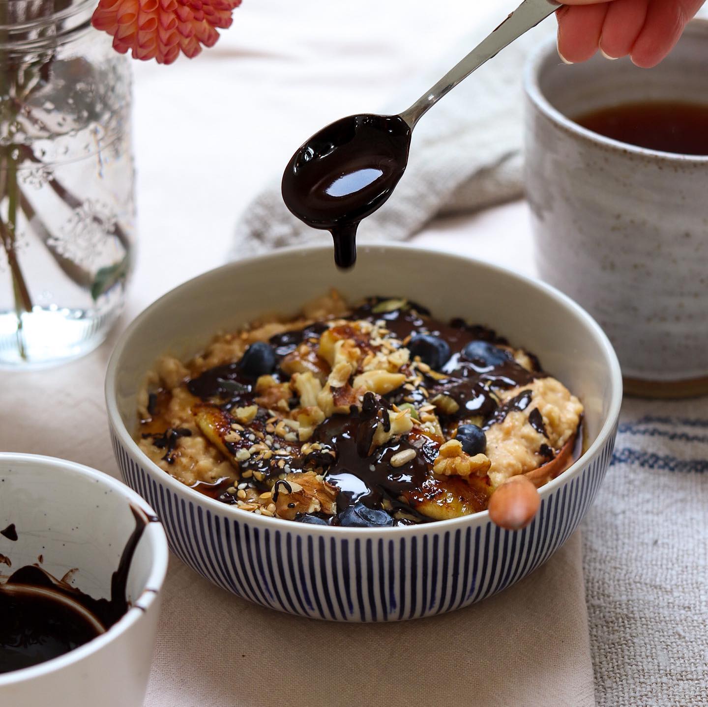 Banana and Almond Butter Oatmeal Delight