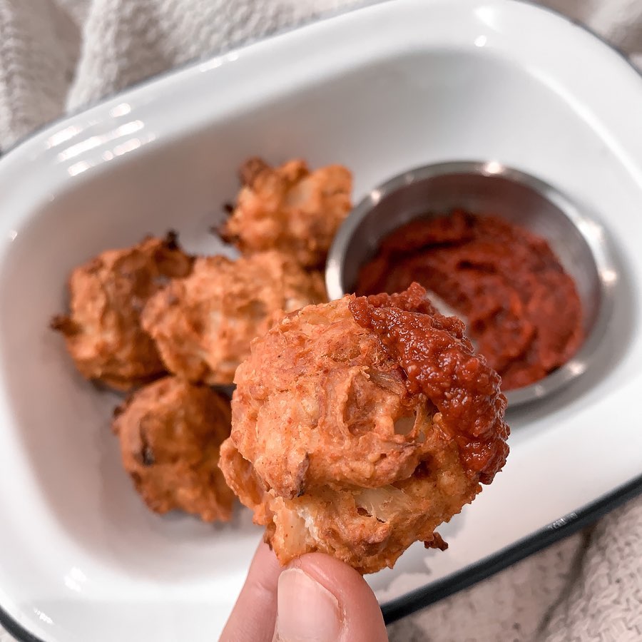 Vegan Cauliflower Buffalo Bites with Tomato Dip