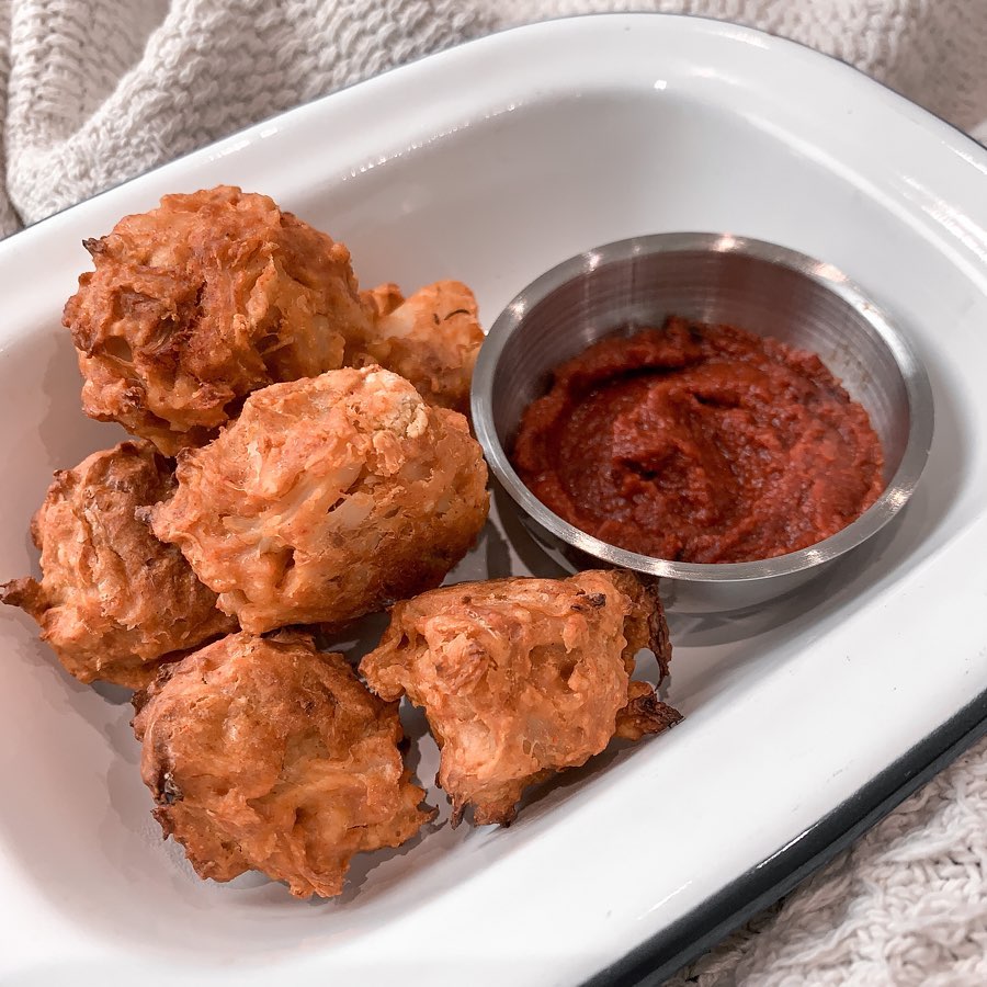 Vegan Cauliflower Buffalo Bites with Tomato Dip