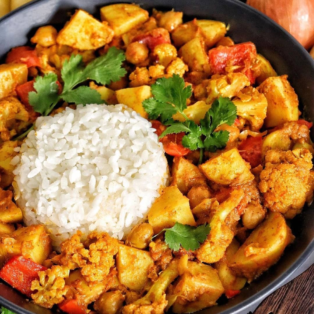 Easy Potato Cauliflower Curry