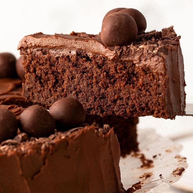 Banana Bread with Chocolate Frosting