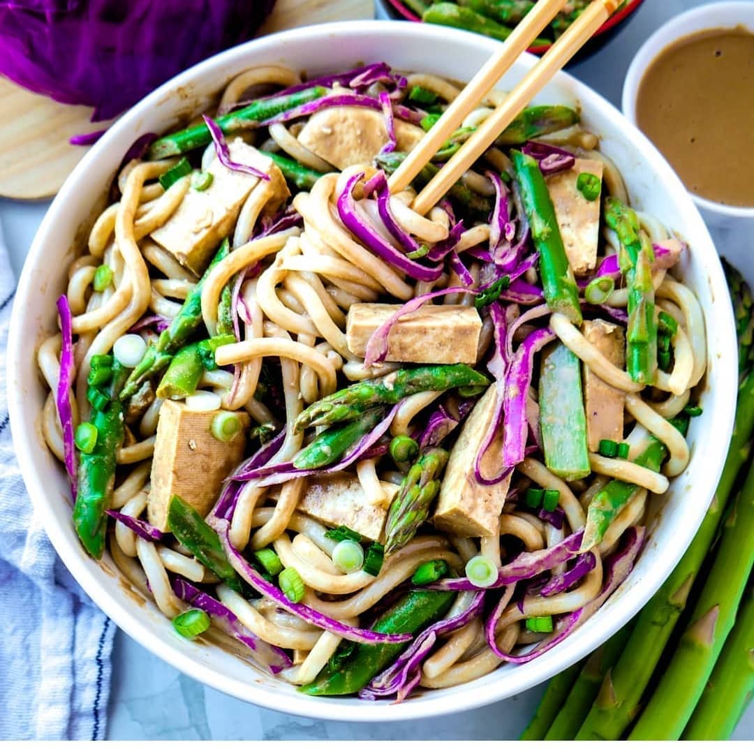 Miso Tahini Udon Noodles with Asparagus and Tofu