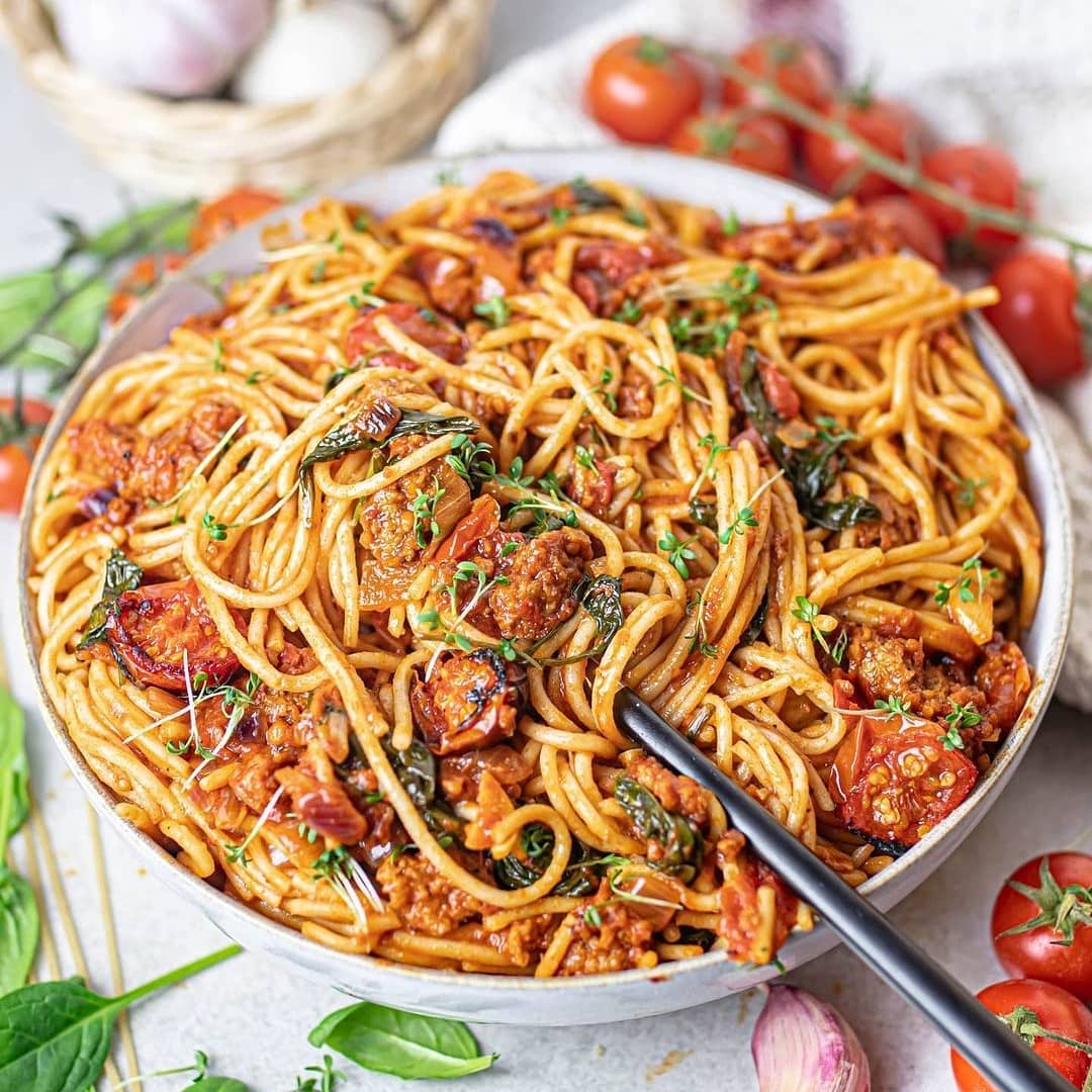 Easy Vegan Bolognese with Pasta