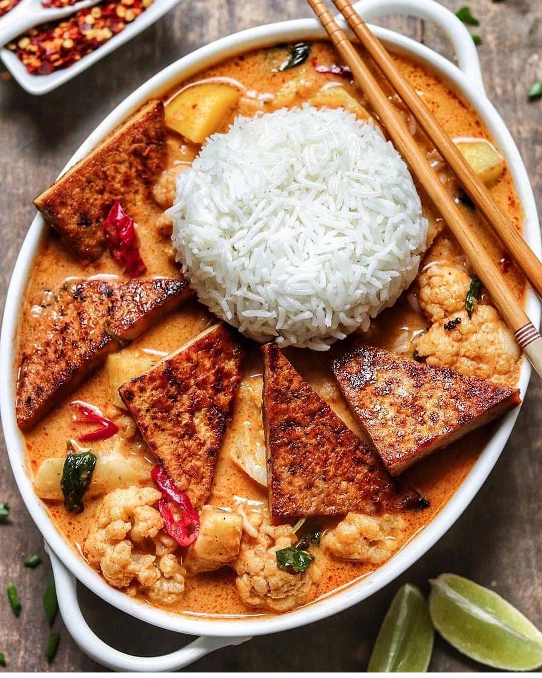 Red Cauliflower and Potato Curry with Crispy Tofu