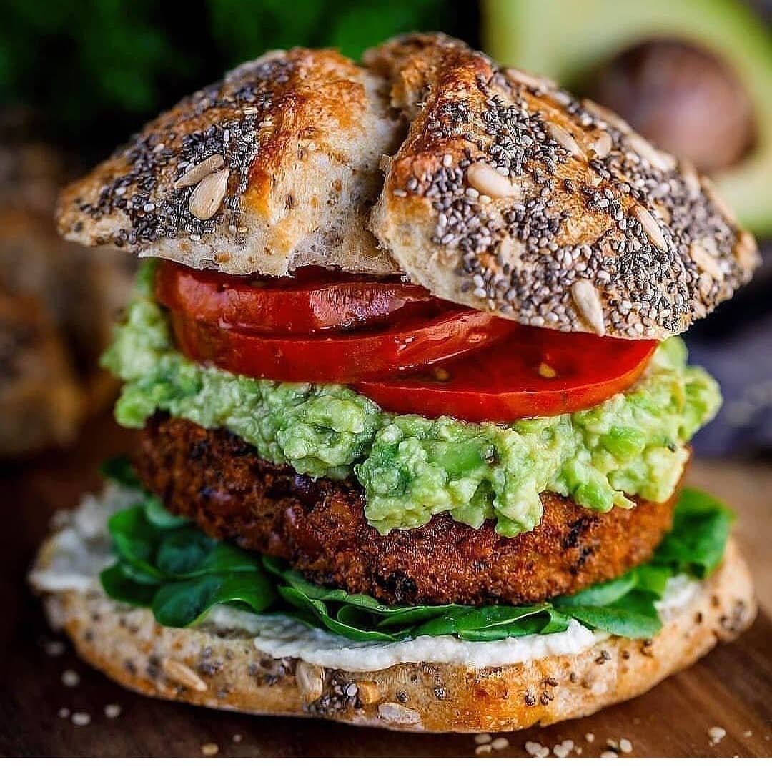 Easy Homemade Plant-Based Burger