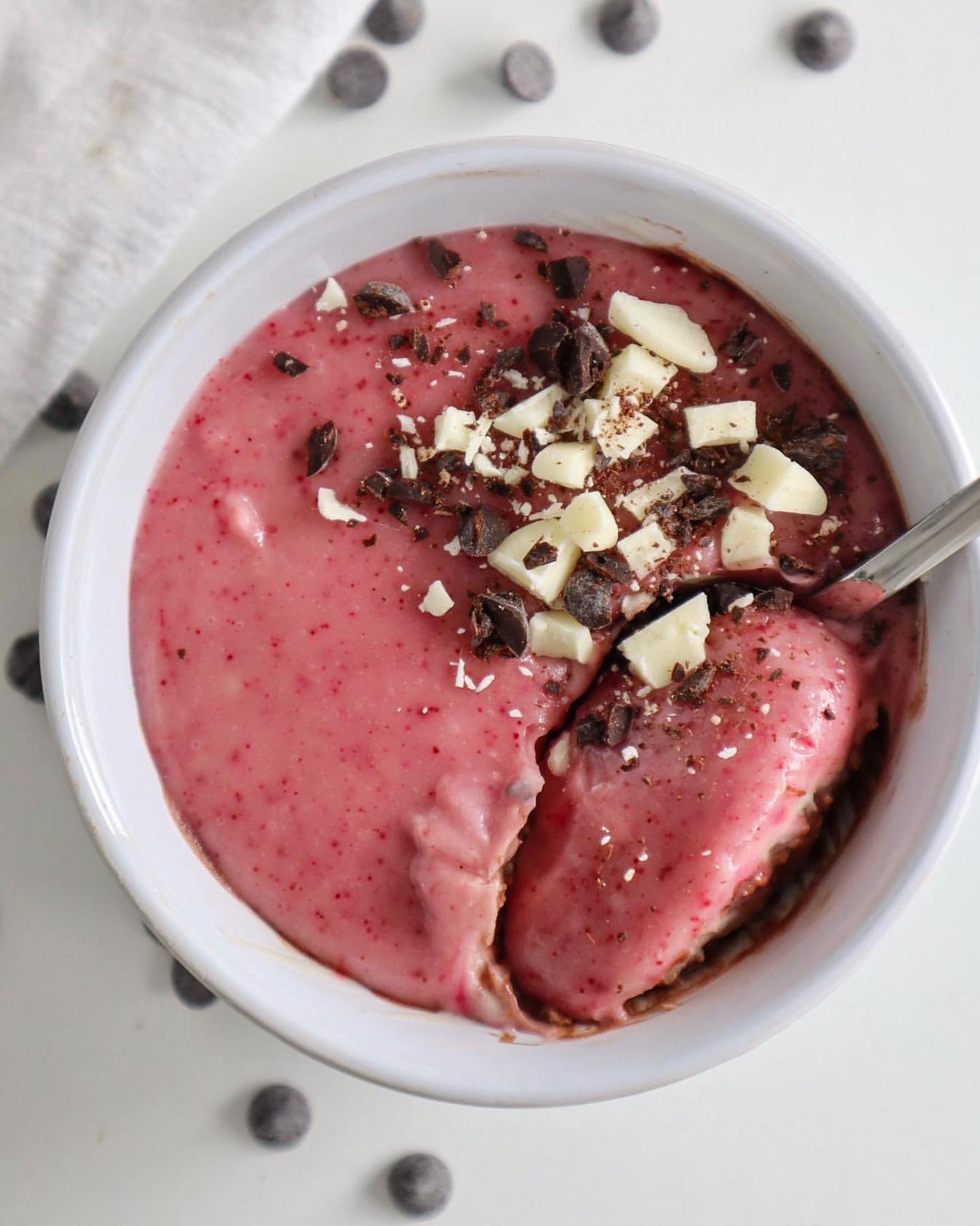 Layered Neapolitan Overnight Oats Breakfast