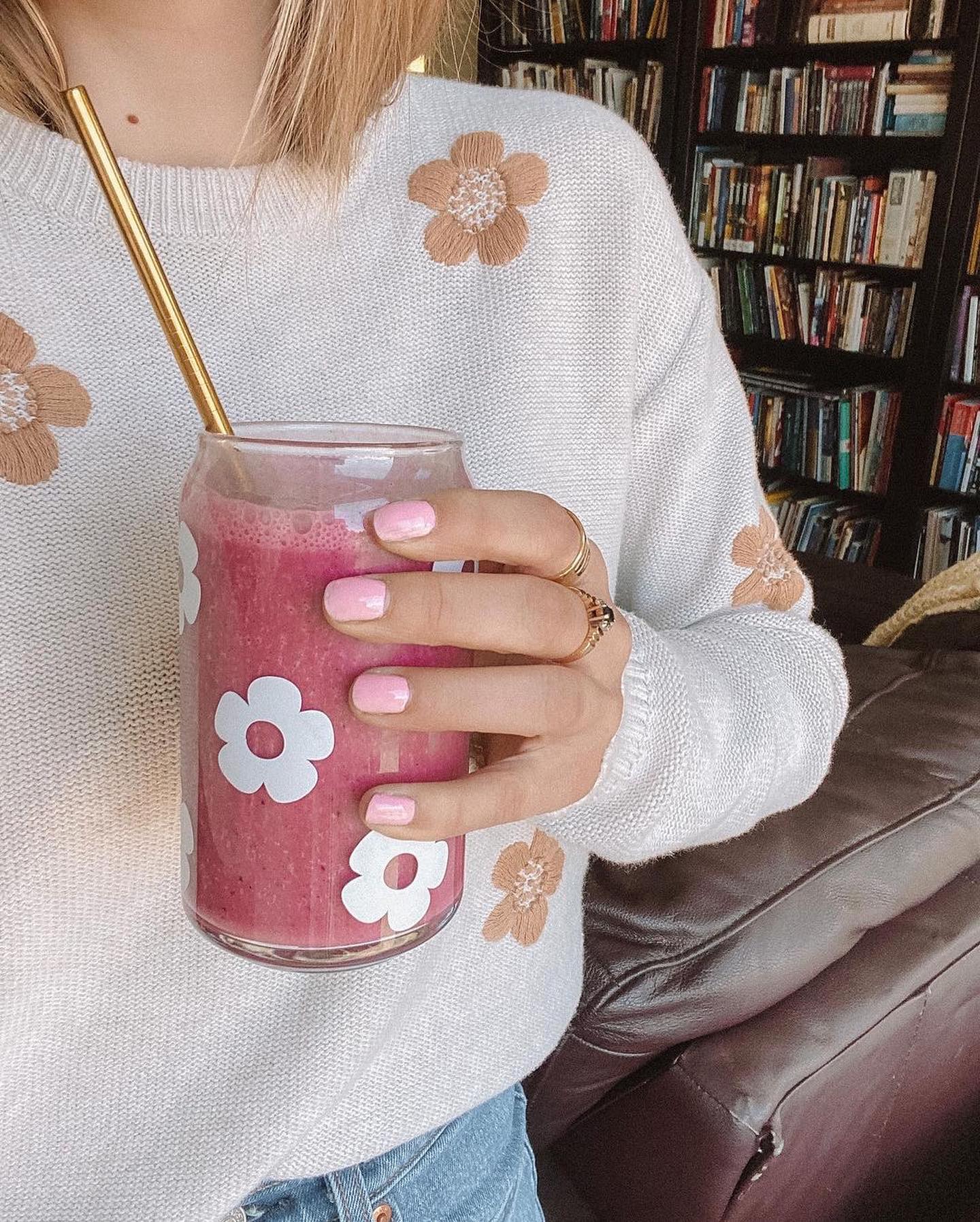 Pink Pitaya Smoothie for a Healthy Start