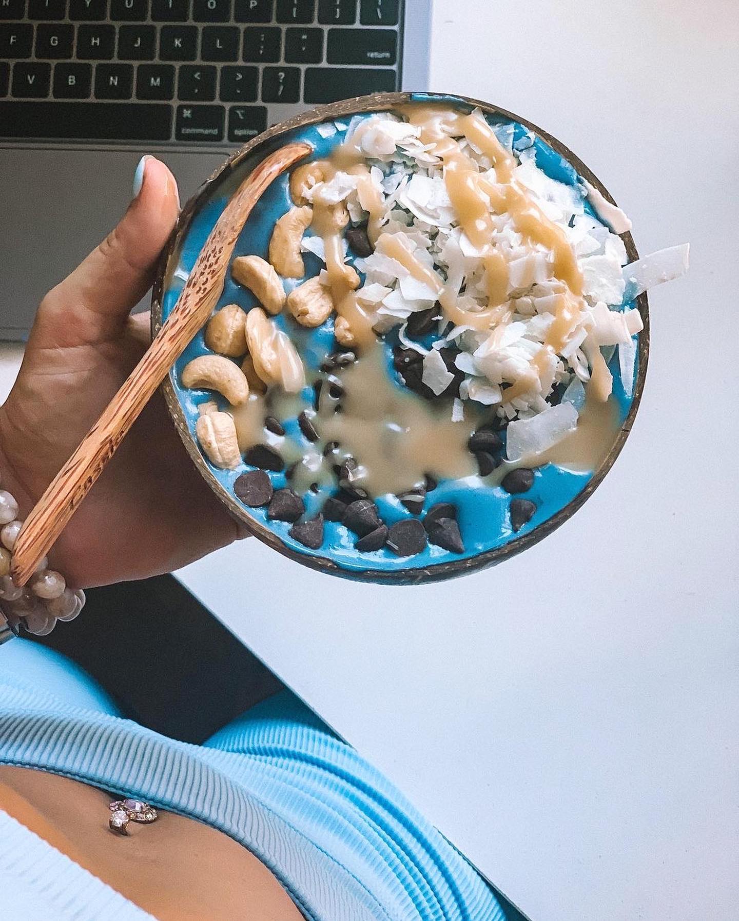 Blue Spirulina Unicorn Smoothie Bowl