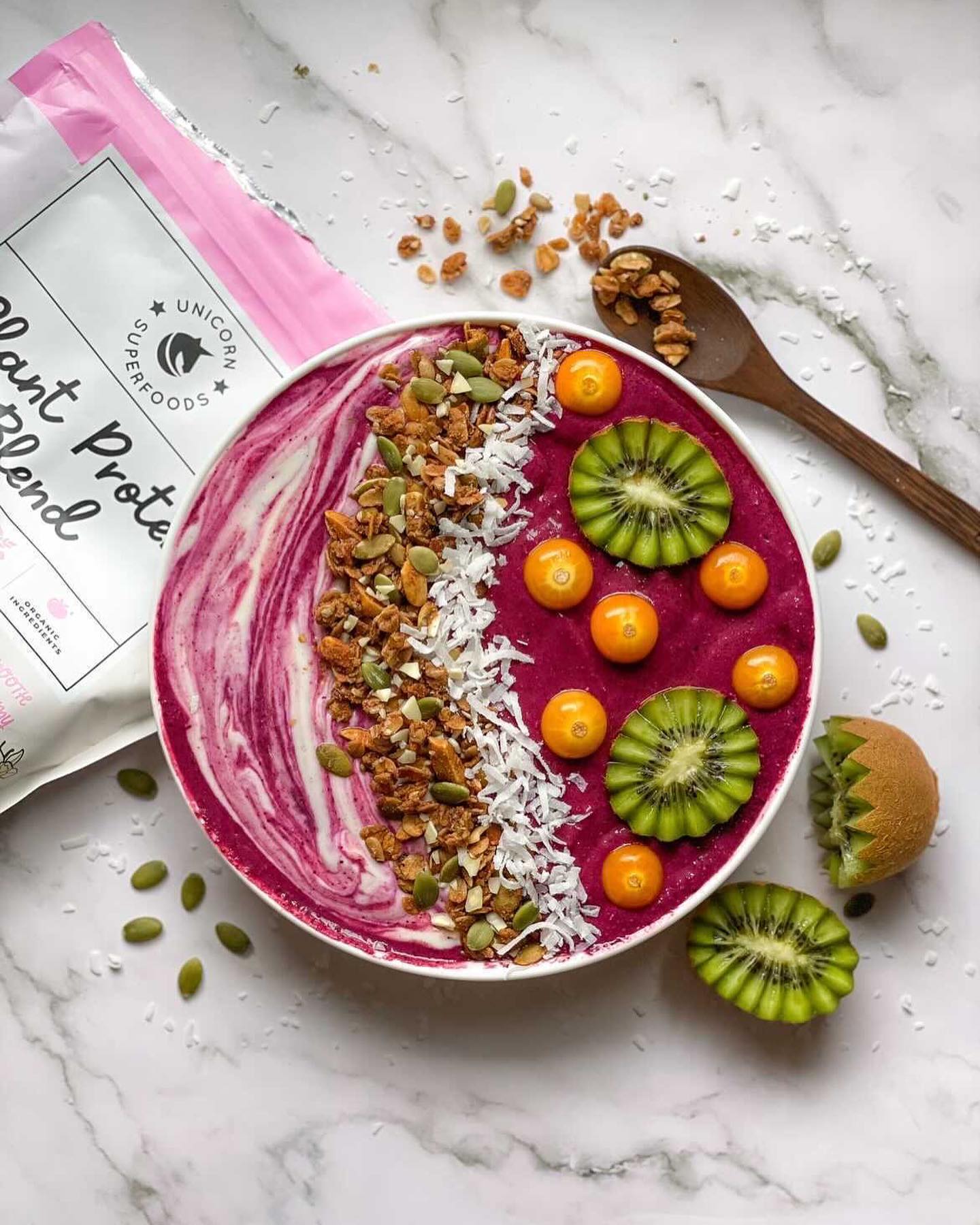 Açaí Granola Smoothie Bowl