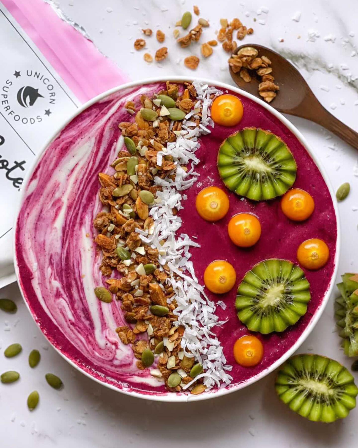 Açaí Granola Smoothie Bowl