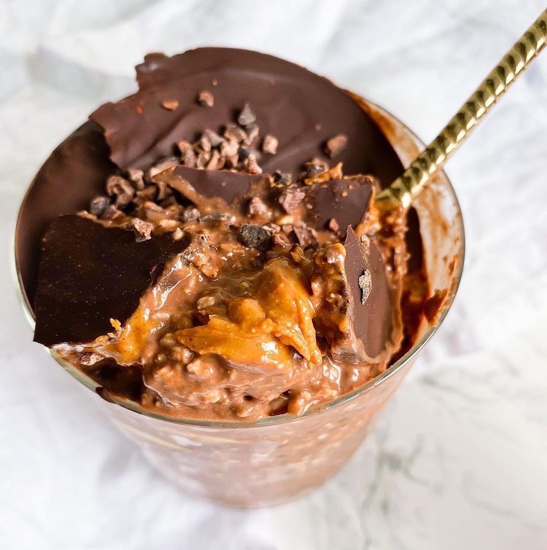 Chocolate Peanut Butter Fudge Oats with Chocolate Shell 🍫🥜