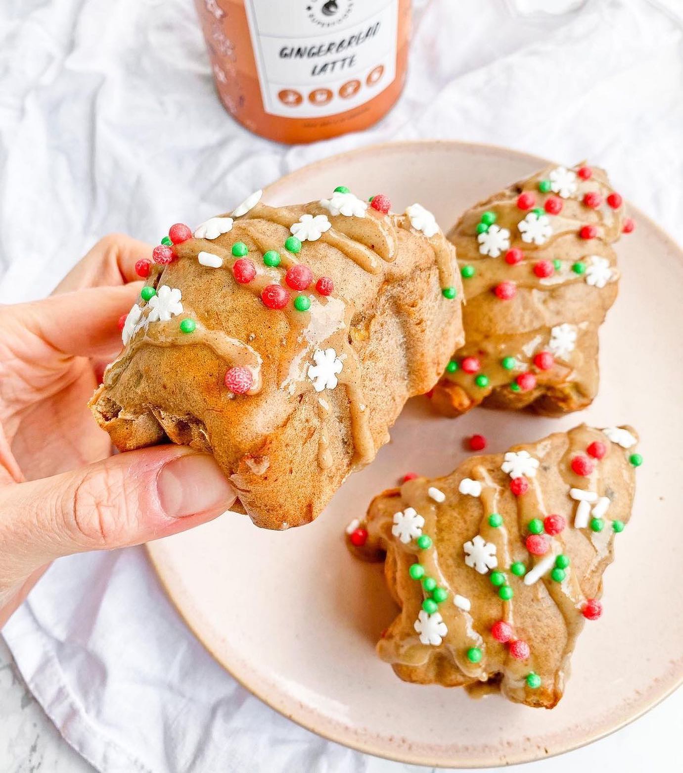 Gingerbread Christmas Tree Cakes with Caramel Drizzle and Sprinkles 🎄❤️💚