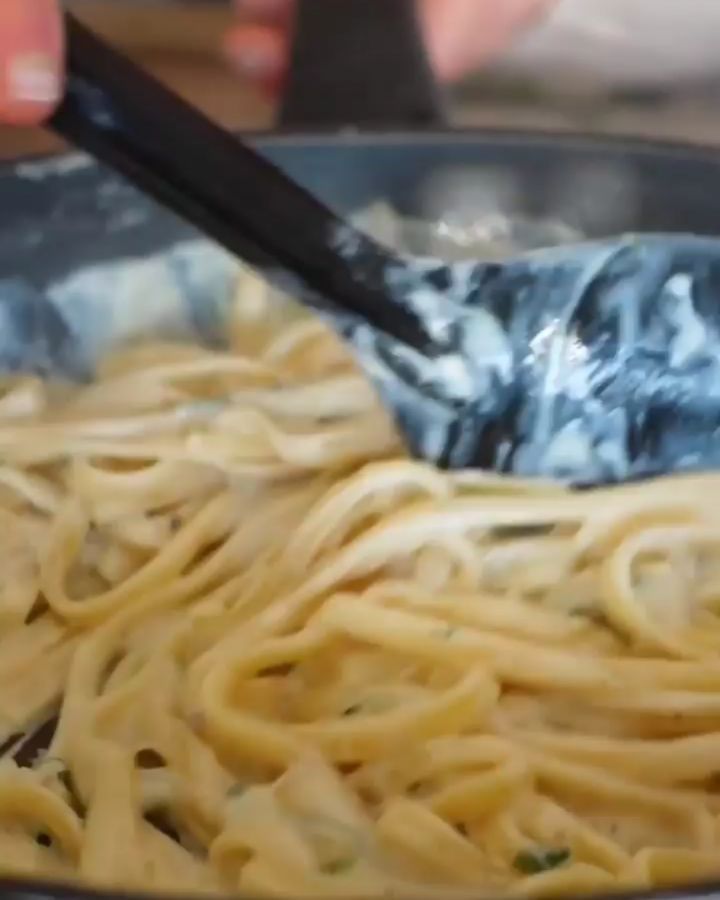 Roasted Garlic Pasta with Lemon