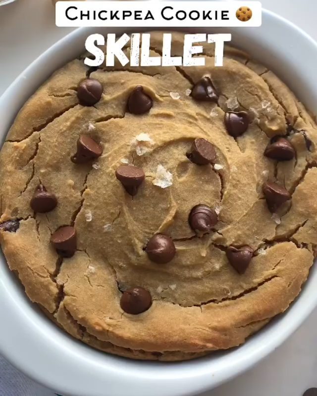 Vegan Chickpea Cookie Skillet