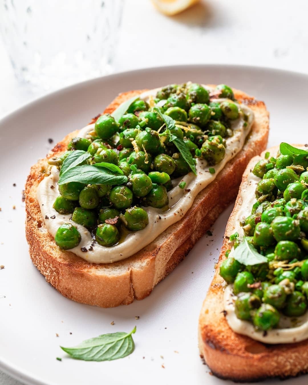 Vegan Pesto Pea Ricotta Toasts