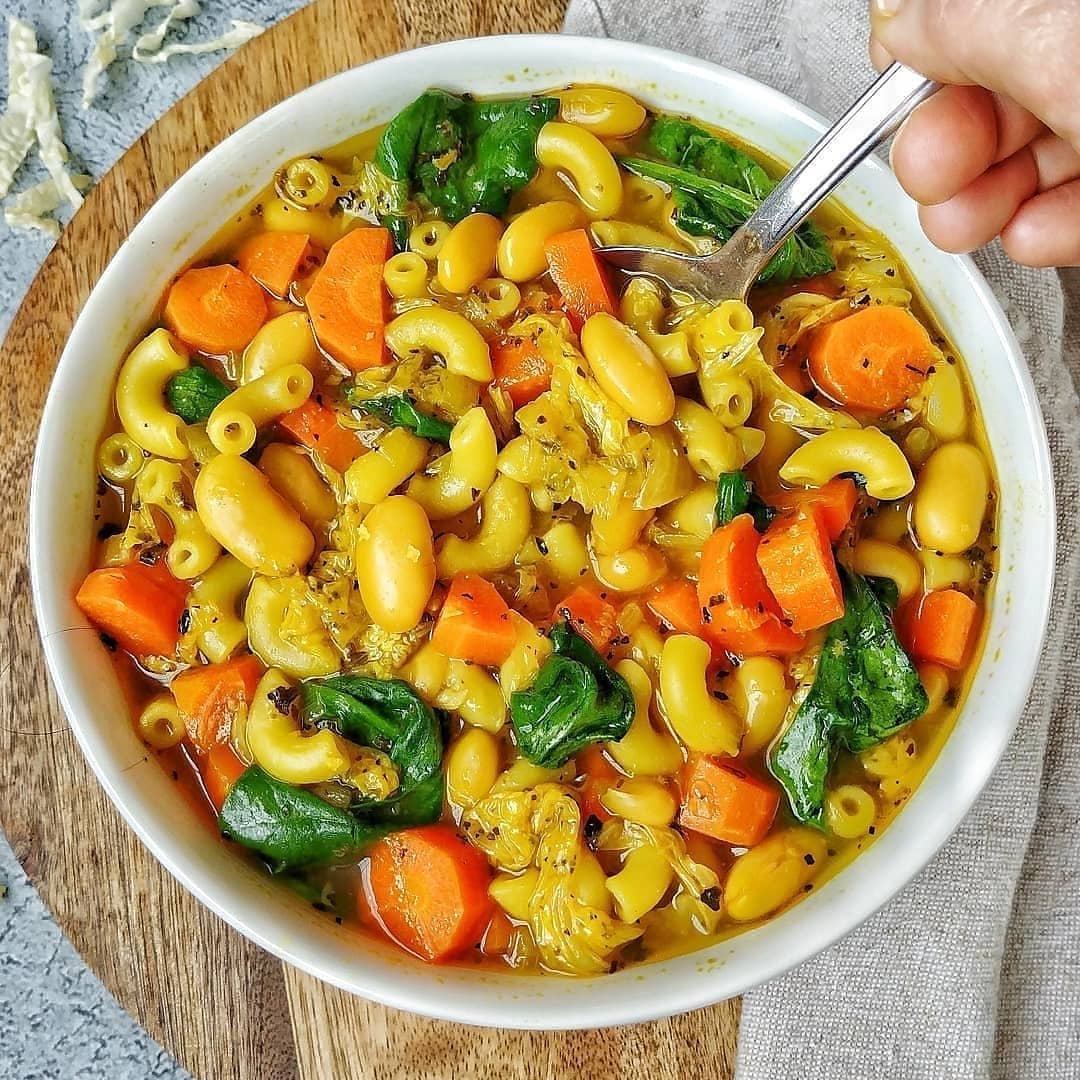 Cozy Vegetable and Macaroni Soup