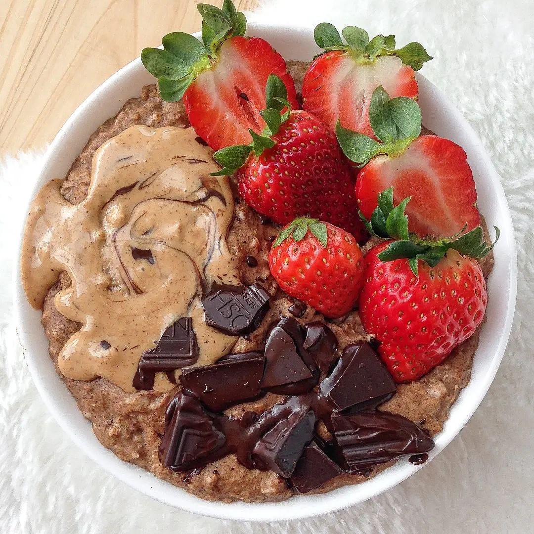 Strawberry, Chocolate, and Peanut Butter Oatmeal Bowl