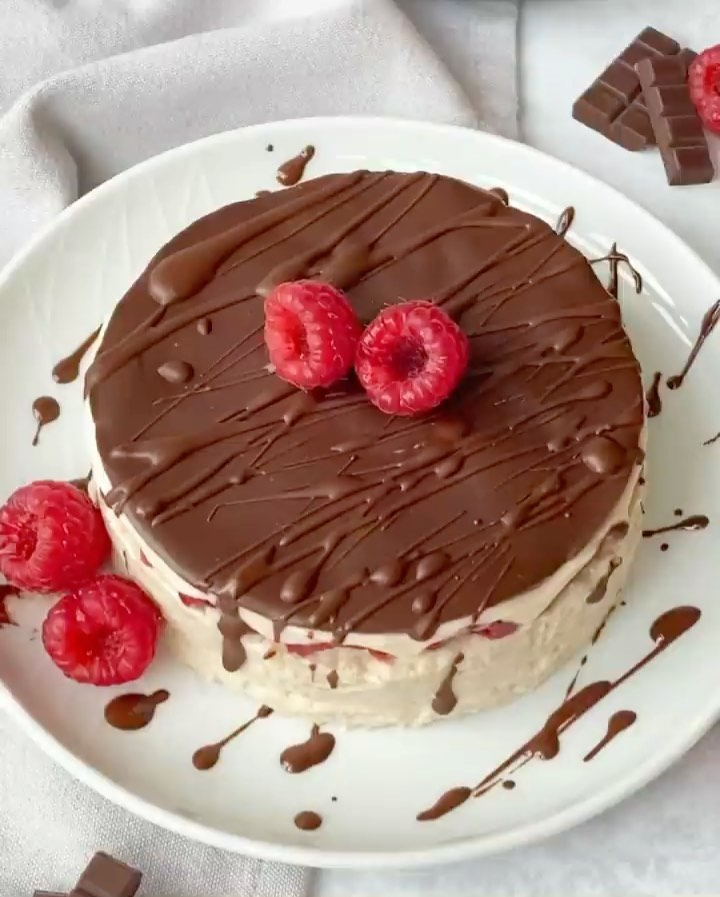 Raspberry Chocolate Shell Oat Pudding
