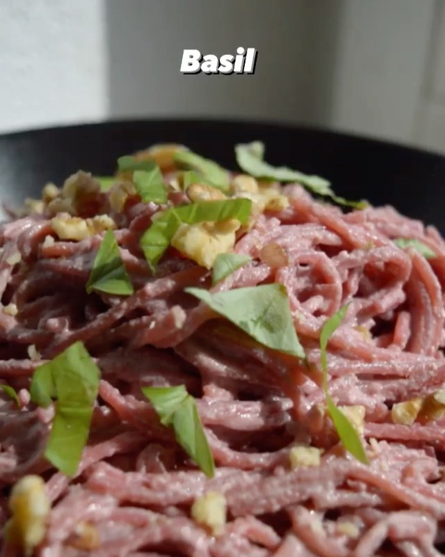Vegan Beetroot Pesto Pasta