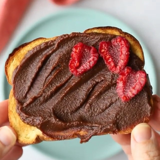 Easy Vegan Chocolate Date Paste