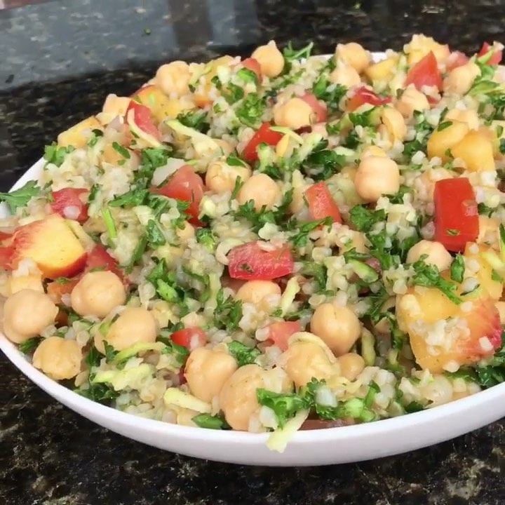Bulgur Salad with Fresh Vegetables
