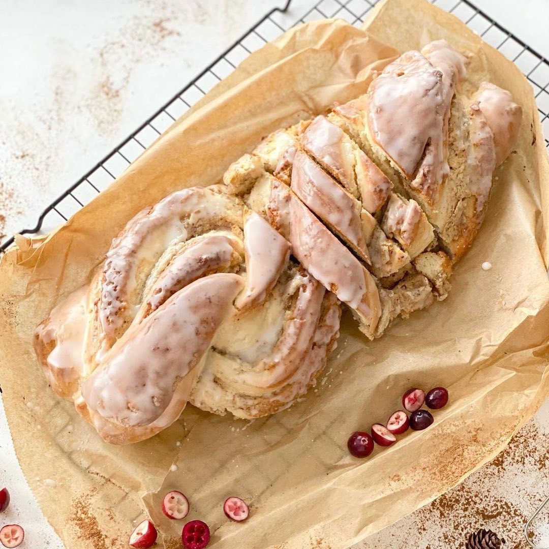 Vegan Almond Marzipan Nut-Braid