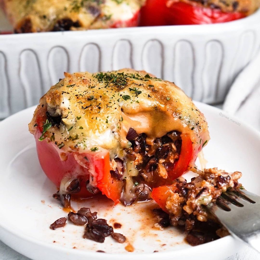 Simple Vegan Stuffed Bell Peppers