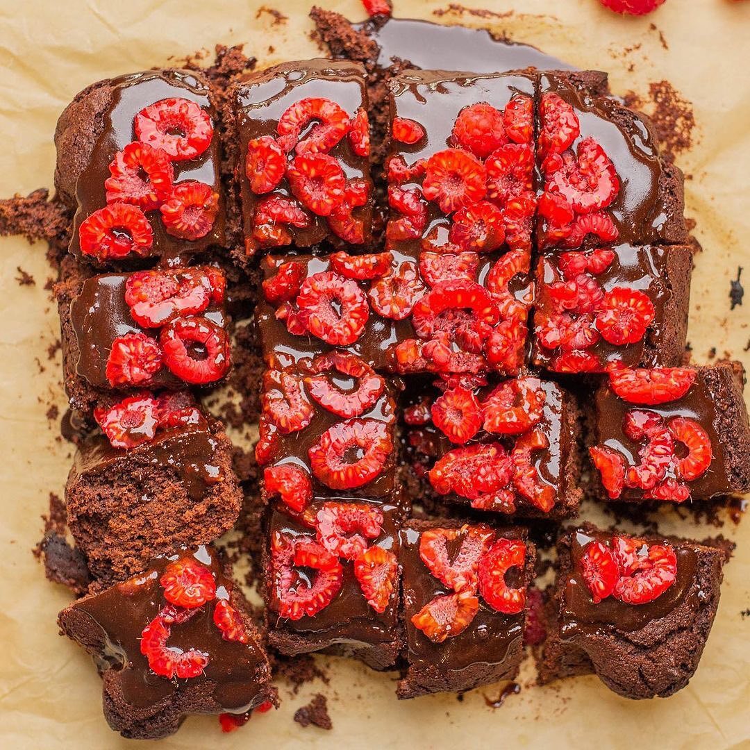 Vegan Mud Cake Brownies