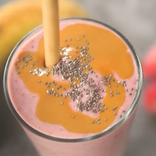 Strawberries and Cream Smoothie