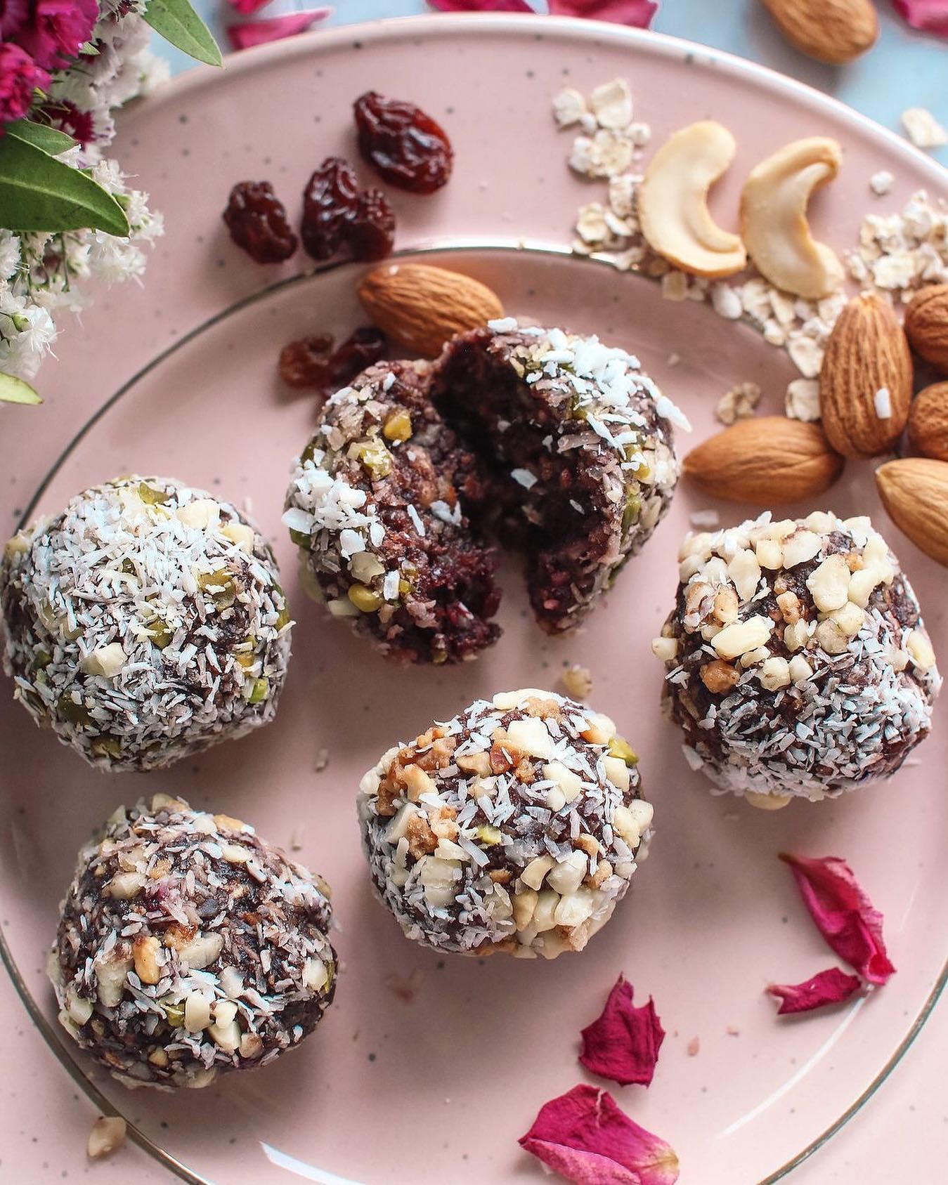 Açai Energy Balls Snack