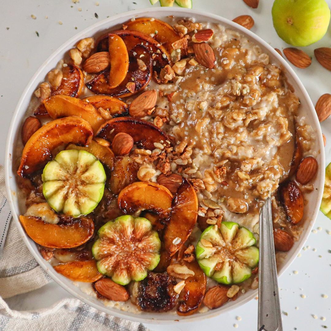 Wholesome Autumn Oatmeal Bowl with Fruits and Nuts