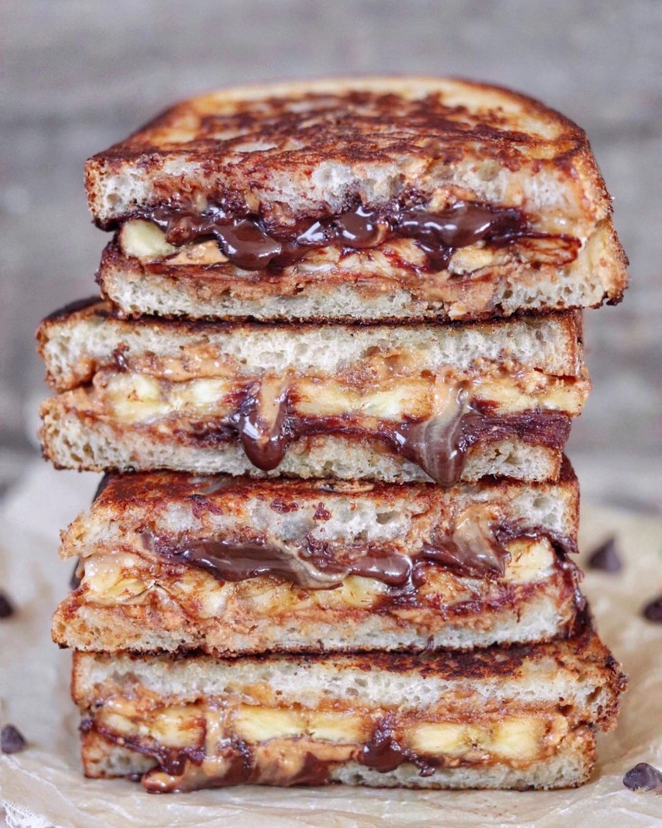 Grilled Peanut Butter Chocolate Banana Sandwich