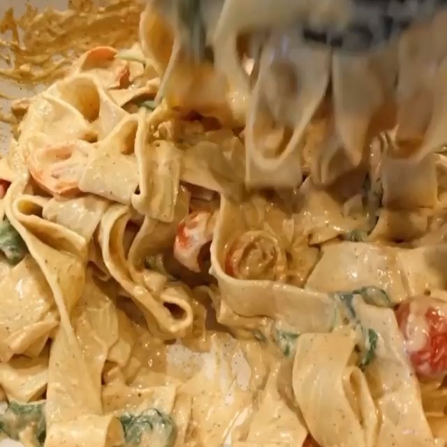 Creamy Smoked Paprika Pasta Sauce