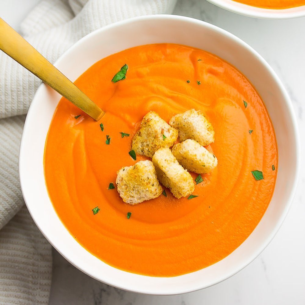 Easy Vegan Tomato Soup