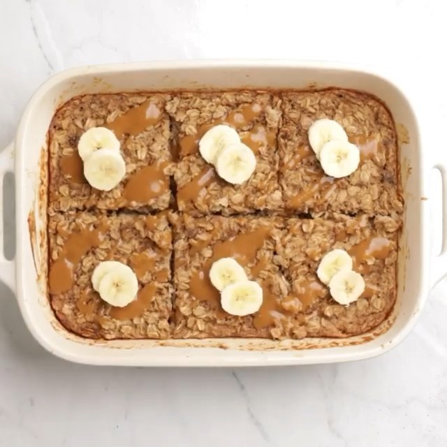 Banana Peanut Butter Oat Bars