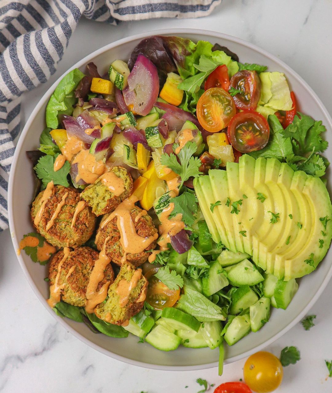 Easy Falafel Salad with Spicy Tzatziki