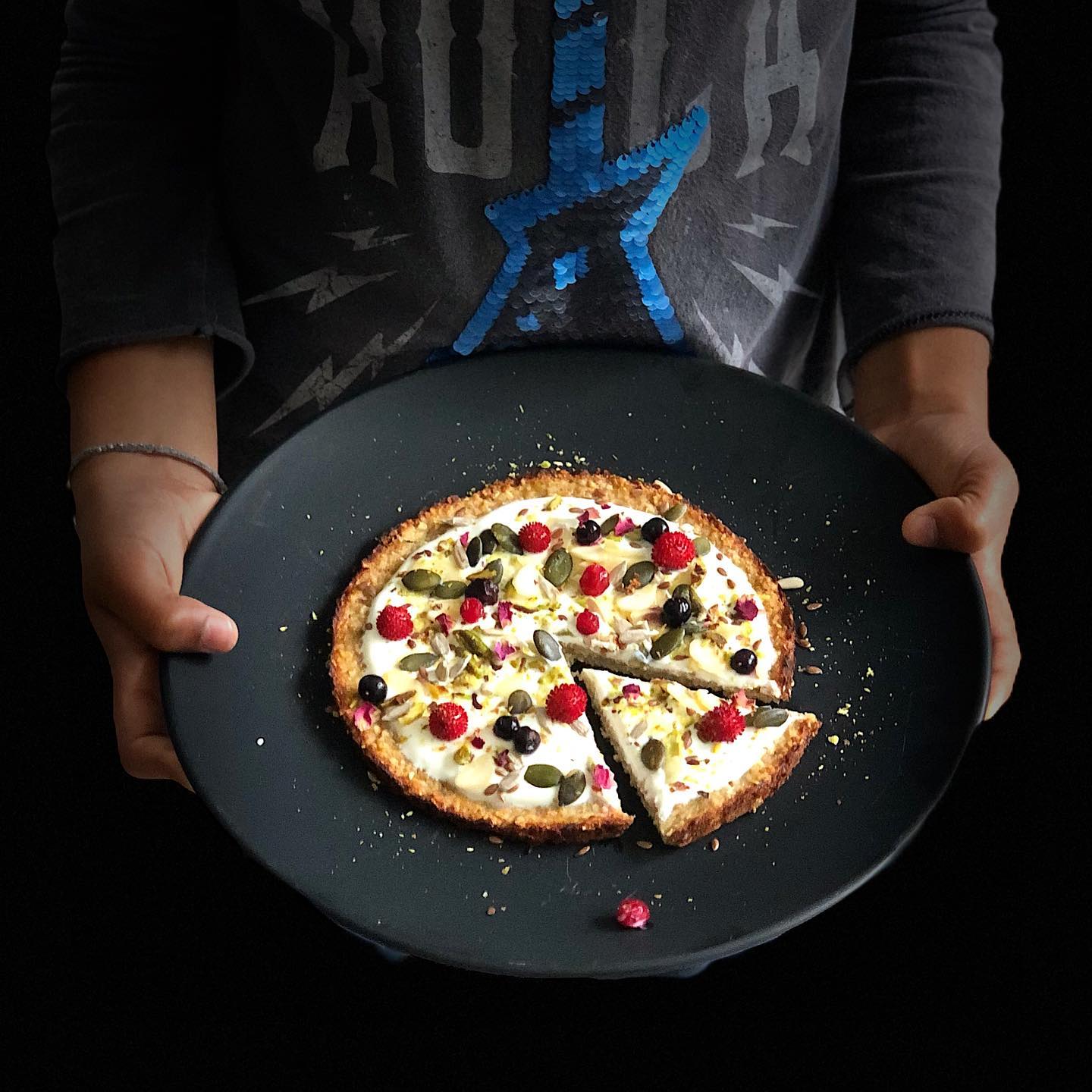 Healthy Banana Oat Breakfast "Pizza
